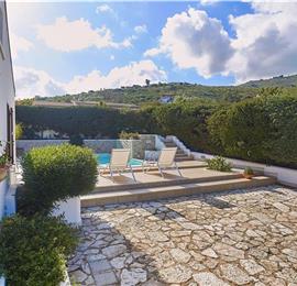 3 bedroom villa with pool and sea views near Scopello, sleeps 6